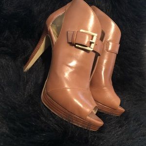 Stiletto Bootie Peep Toe